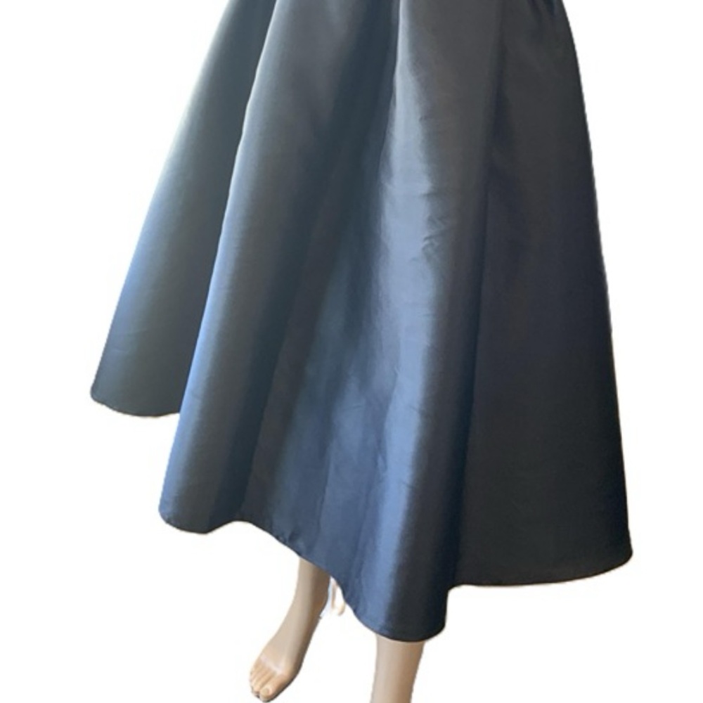 Elegant Black Women's Skirt